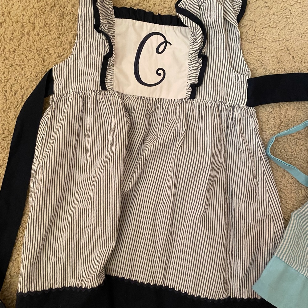 Stellybelly size 3t girls navy seersucker pinafore dress with tie back